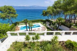 Slatine, potpuno remek djelo, Vila u prekrasnom okruženju, 10 metara od mora, Split - Okolica, Σπίτι
