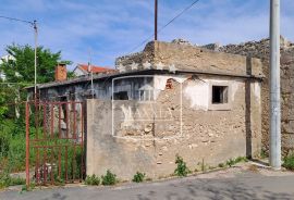 Vrsi - kamena starina 99m2 za obnovu; 4 kućice! 95000€, Vrsi, House
