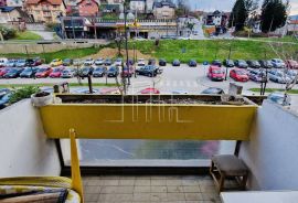 Trosoban stan Alipašino Polje prodaja C faza, Sarajevo Novi Grad, Appartment