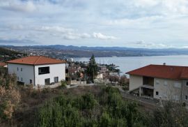 OPATIJA, CENTAR - građevinsko zemljište 3289m2 s pogledom na more za stambenu zgradu-stanove-apartmane/ obiteljsku kuću/ kuću za iznajmljivanje - odmor s bazenom, Opatija, Tierra