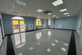 Bakar, Kukuljanovo, poslovni prostor 300 m2, Bakar, Commercial property