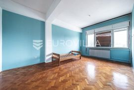 Okolica Zagreba, Rakitje, kuća i garaža na zemljištu površine 4283 m2, Haus