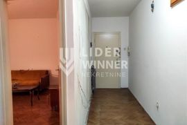 Lep stan sa velikim mogućnostima ID#121711, Savski Venac, Flat