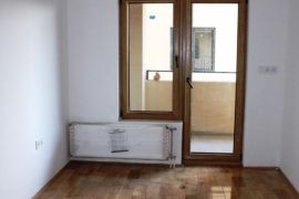 Nov četvorosoban stan sa PDV-om u centru ID#3308, Niš-Mediana, Daire