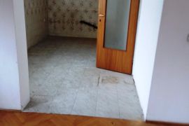 Porodična kuća, pogodna za apartmane ili ugostiteljski objekat ID#3304, Niš-Pantelej, Ev