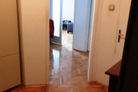 Komforan trosoban stan na Trošarini ID#3241, Niš-Mediana, Appartamento