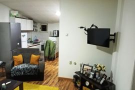 Lep dvoiposoban stan kod Doma zdravlja ID#3215, Niš-Mediana, Apartamento