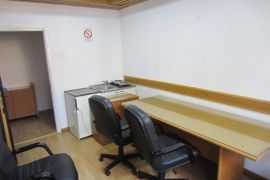 Poslovni prostor kod Pravnog fakulteta ID#2622, Niš-Mediana, Propriété commerciale
