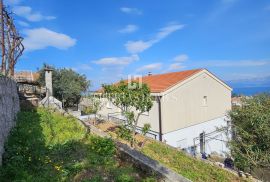 Prodaja obiteljske kuće sa okućnicom na Pelješcu, okolica Dubrovnika, Trpanj, Famiglia