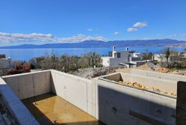 KOSTRENA - Stan s bazenom, garažom, liftom i pogledom na more, Kostrena, Διαμέρισμα