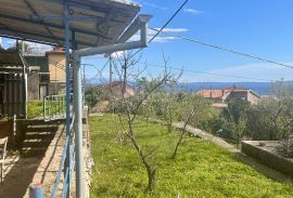 RIJEKA, ZAMET-Kuća nadomak grada s pogledom, terasom i okućnicom od 1195m2, Rijeka, Haus
