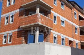 Prodaja stana u novogradnji na Marinićima 3S+DB  87 M2 s terasom i okućnicom, Viškovo, Appartamento