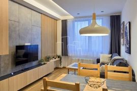 Apartman 33m2 u sklopu ApartHotela Zlatni Javor Jahorina Prodaja, Pale, Daire