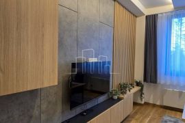 Apartman 33m2 u sklopu ApartHotela Zlatni Javor Jahorina Prodaja, Pale, Kвартира
