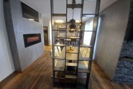 ISTRA,PULA- Luksuzni penthouse 96m2  na atraktivnoj lokaciji! Hitna prodaja!, Pula, Flat