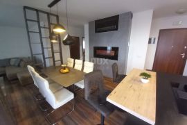 ISTRA,PULA- Luksuzni penthouse 96m2  na atraktivnoj lokaciji! Hitna prodaja!, Pula, Appartamento