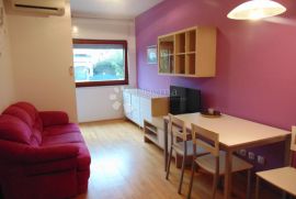 Predivan mali stan nedaleko od centra Rovinja, Rovinj, Appartement