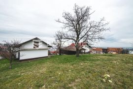 Zagreb, Gajnice, građevinsko zemljište sa starom kućom 6432 m2, Zagreb, Zemljište