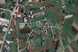 Gornji Stupnik, građevinsko zemljište površine 4.310 m2, أرض