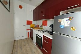 ISTRA, PULA, VIDIKOVAC - 3SS+DB stan na 1. katu kvalitetne zgrade, Pula, Appartamento