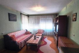 Trosoban stan u kući sa lokalom, Trošarina ID#3111, Niš-Mediana, Apartamento