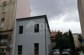 RIJEKA, BANDEROVO - dvojna kuća na odličnoj lokaciji, Rijeka, Дом