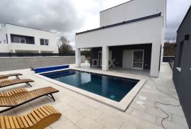 ISTRA, VODNJAN - Moderna villa 195m2, grijani bazen, sauna, jacuzzi, luksuzno namješten, Vodnjan, Haus