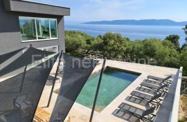 Istra, Ravni - Villa s bazenom i otvorenim pogledom na more!, Raša, Haus
