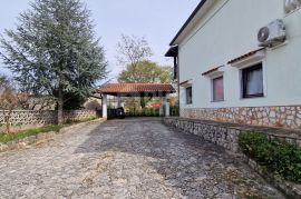 ISTRA, BUJE, OKOLICA - Predivan stan u blizini slovenske granice, Buje, Stan
