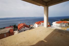 Omiš Stanići - kuća 720 m2 trajan pogled na more - novo u ponudi, Omiš, Famiglia