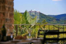 Oprtalj okolica, villa sa bazenom sa panoramskim pogledom, Oprtalj, Famiglia