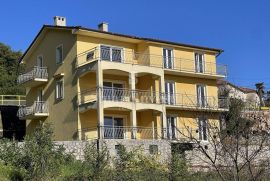 OPATIJA, poslovno - stambena kuća od 573 m2 s pogledom na more, Opatija, Famiglia