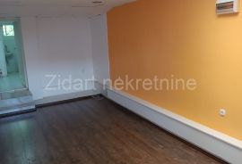 Nova Galenika, Petra Jovovića, Garaža adaptirana u stambeni prostor, Zemun, Appartement