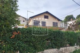 Karin Donji - kuća s 3 apartmana, otvoreni pogled na more! 266000€, Benkovac, Famiglia