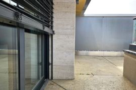 Senjak, 113m2, 3.0, IV, lift, garaža ID#1712, Savski Venac, Appartment