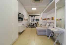 Umag centar, moderan stan sa 3 spavaće sobe!, Umag, Διαμέρισμα