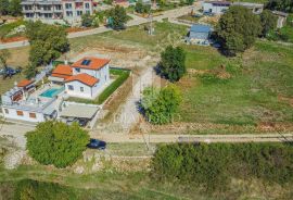 Novigrad, okolica! Kuća sa bazenom i dva zemljišta sa projektima!, Novigrad, House