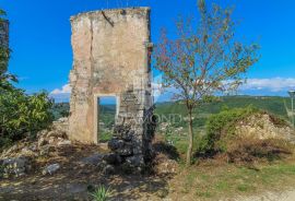 Buje okolica, 2 ruševne kuće i građevinsko zemljište sa panoramskim pogledom!, Buje, Famiglia