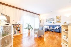 Mlinovi, prekrasan preterosobni stan 190m2 sa velikom terasom, Zagreb, Apartamento