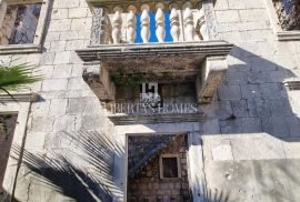 Prodaja stare kamene kuće u centru Korčule, Korčula, Casa