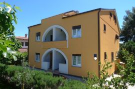Apartmanska kuća na top lokaciji-200m od mora, Rovinj, Istra, Rovinj, Дом