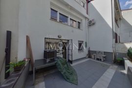 Luksuzna kuća na 3 sprata 250m2, Koševsko brdo, Sarajevo Centar, Kuća