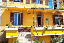 RIJEKA, KRIMEJA - lijepa primorska kuća sa pogledom na more!, Rijeka, Famiglia
