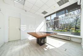 Zagreb, Kruge, poslovni prostor / ulični lokal 65 m2, Zagreb, Propriété commerciale
