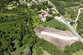 PLITVIČKA JEZERA - Građevinsko zemljište s građevinskim dozvolama za šest kuća, Plitvička Jezera, Terreno