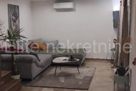 Bulevard - 2 stambene jedinice - odlična investicija!, Rijeka, House