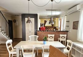 Moderan obiteljski stan u blizini plaže u Lapadu, Dubrovnik, Dubrovnik, Appartamento