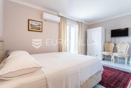 Zadar, Diklo, luksuzno poslovna stambena vila-hotel NKP 485M2 s unutarnjim i vanjskim bazenom, Zadar, Propriedade comercial