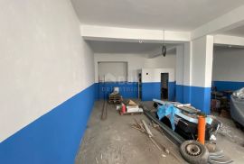 RIJEKA, DRENOVA - poslovni prostor 150 m2 u prizemlju s parkingom na odličnoj lokaciji! PRILIKA!, Rijeka, Propriedade comercial