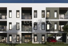Pula, bliža okolica - moderno namješten i opremljen četverosobni stan S6 na drugom katu, NKP 93.10m2, Pula, Διαμέρισμα
